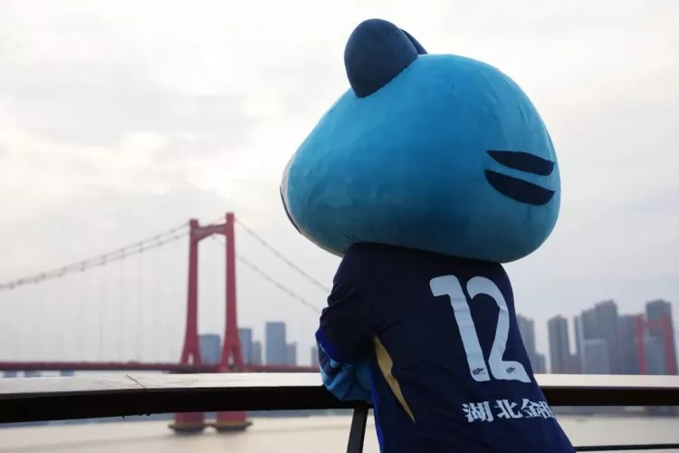 武汉三镇启动城市联动计划 吉祥物现身东湖樱园