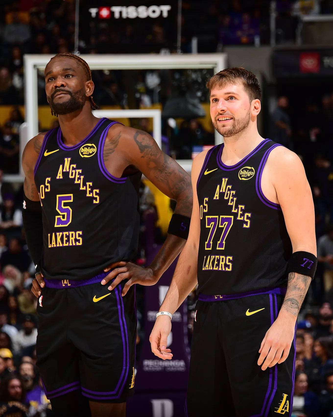 艾顿承认自身状态滞后 称詹东已进入季后赛模式