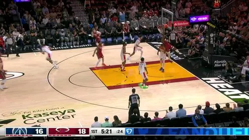 湖人下半场变阵绞杀杜兰特 火箭进攻体系瘫痪遭逆转