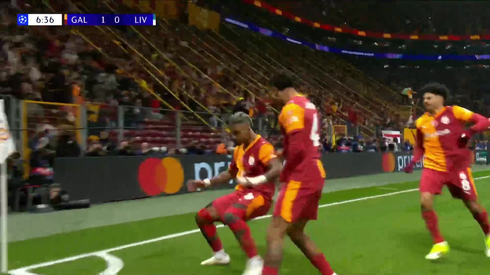 王维成渝超12分钟世界波 前力帆中场助两江临空占先机