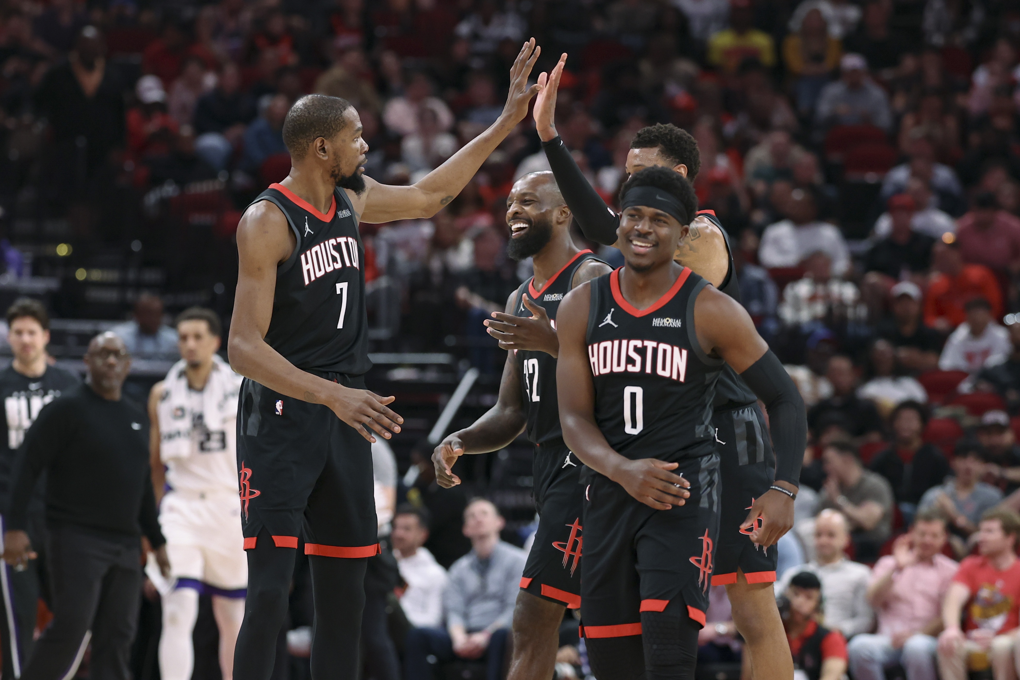 弗莱质疑杜兰特加盟火箭化学反应 直言KD空降或引年轻核心抵触