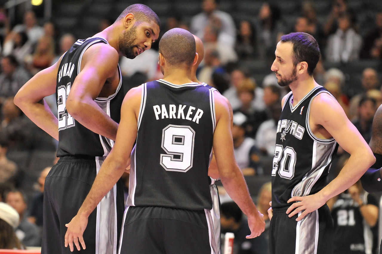 雷霆锁定50胜延续统治力 马刺18季王朝纪录仍高悬