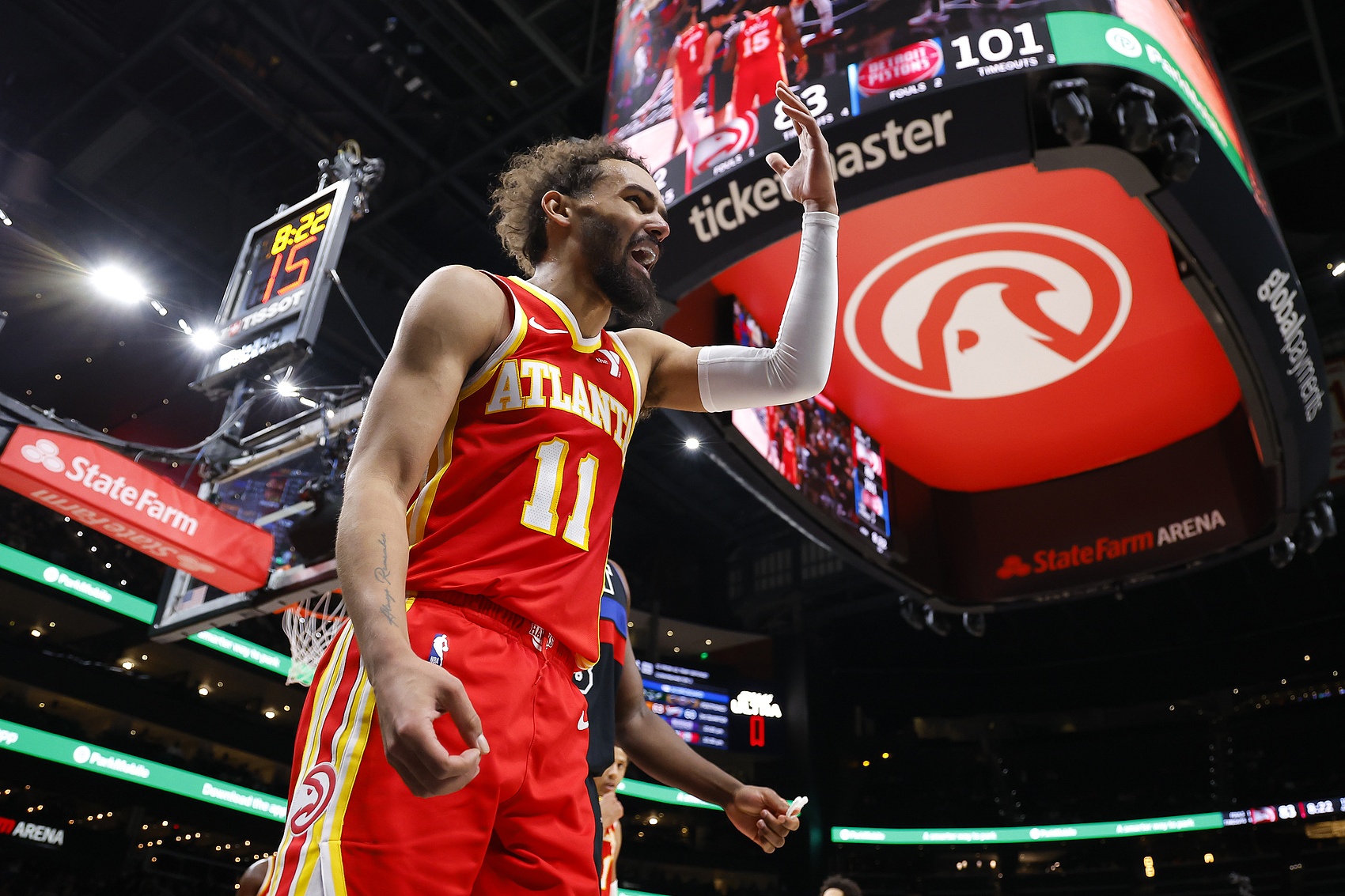 火箭末节崩盘五连败 独行侠主场让分过关