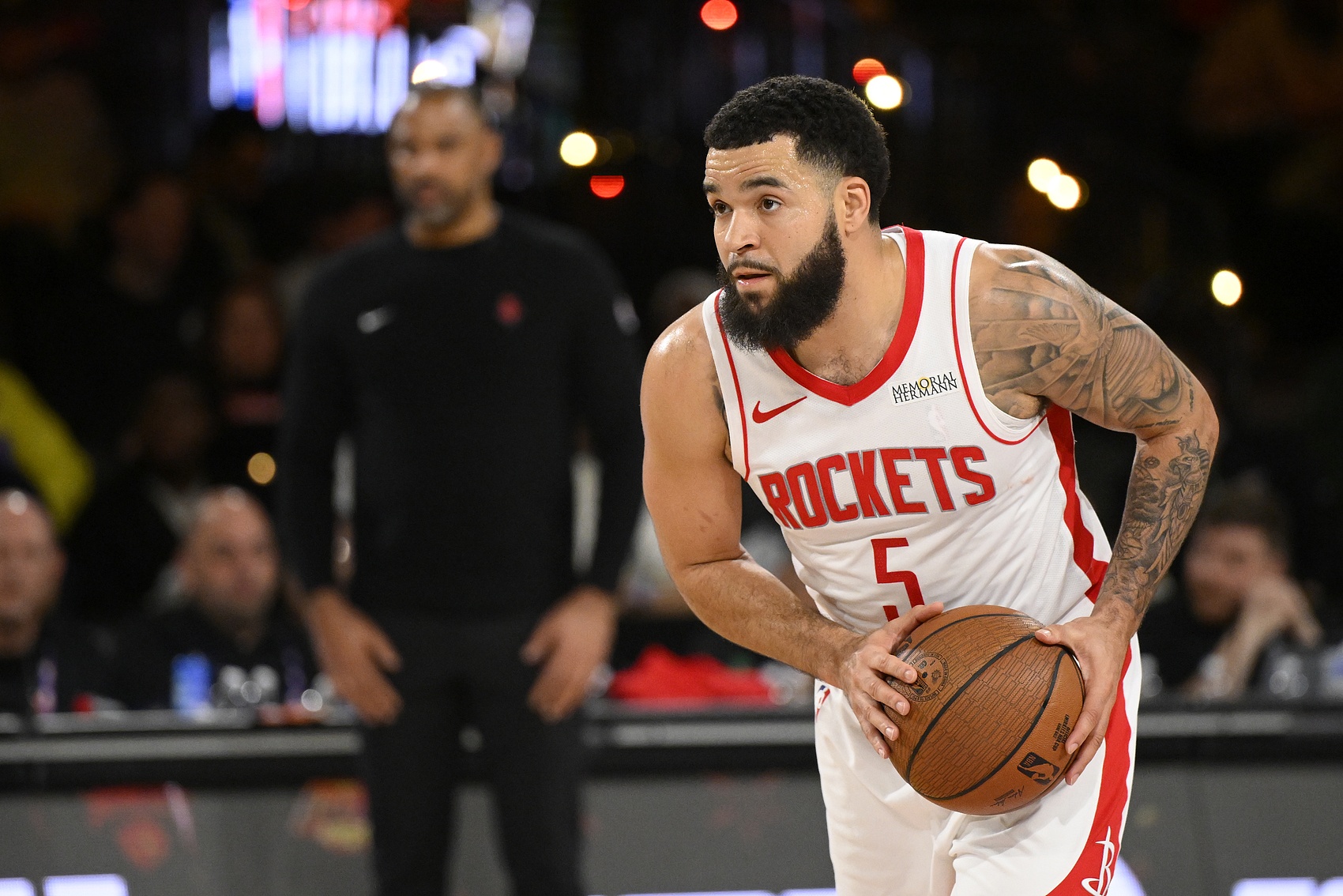 贝弗利拆解火箭崛起四支柱 斯通乌度卡范弗里特医疗组获点名