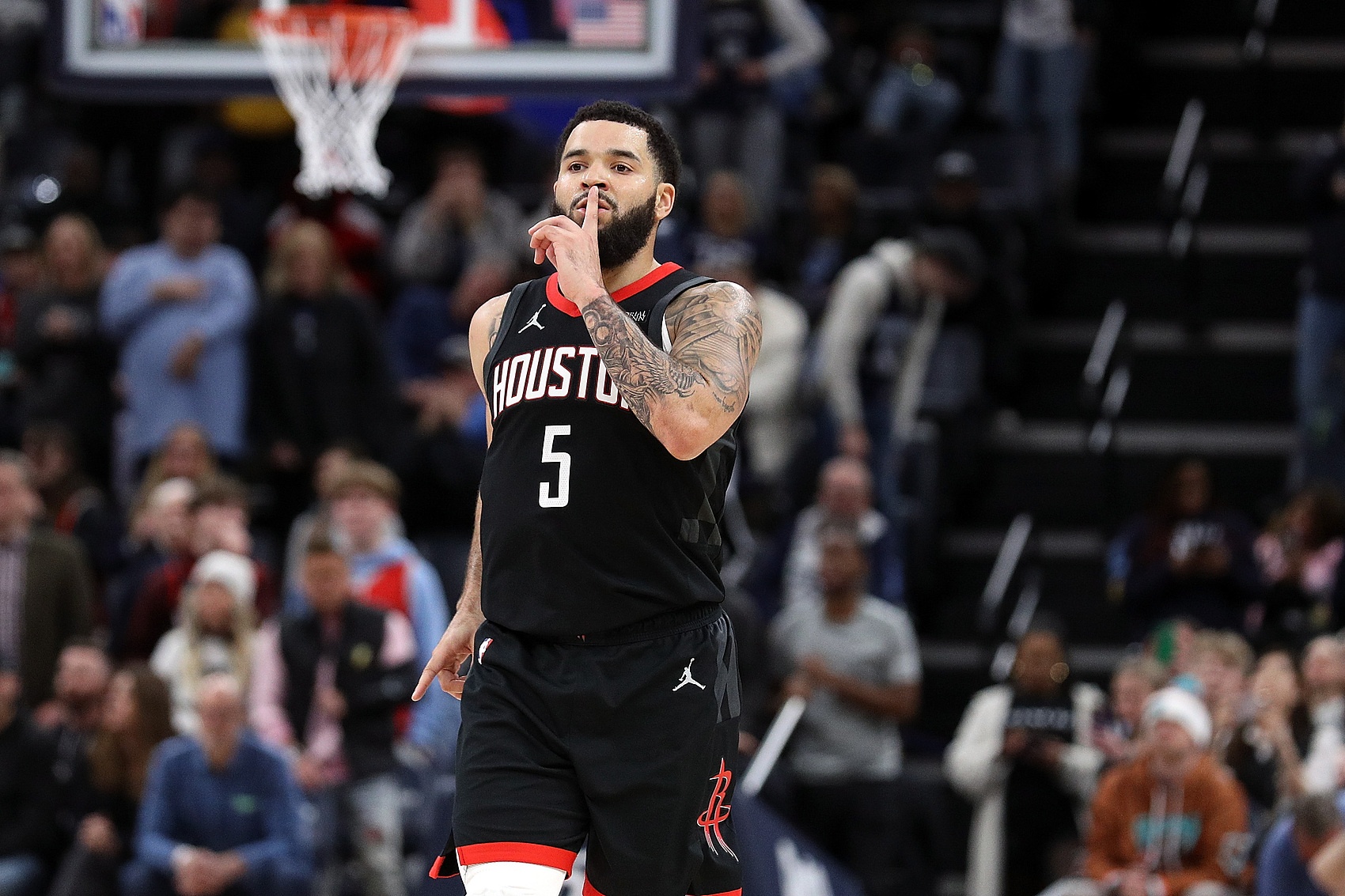 乌度卡确认范弗里特脚踝发炎 归期未定或错过客场之旅 乌度卡确认范弗里特脚踝发炎 归期未定或错过客场之旅