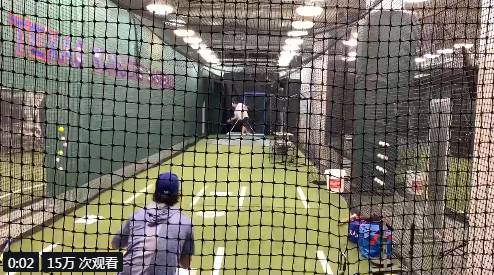 诺维茨基棒球训练场亮相 投球准星远逊标志性跳投