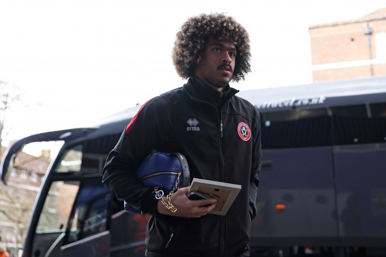 华裔陈达毅入选库拉索名单 将战国足与澳大利亚