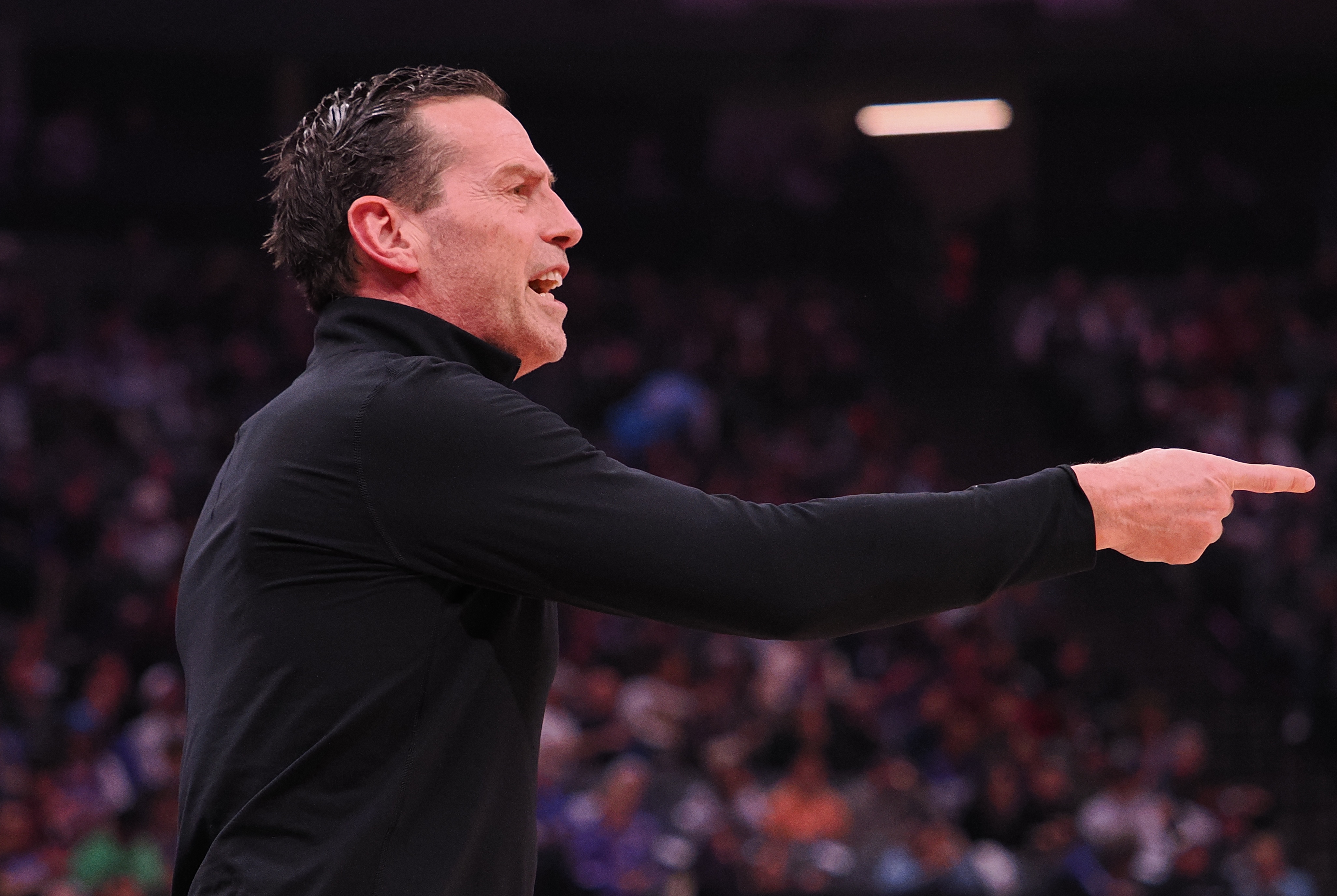 阿特金森赛后直言防守烂非配置问题 季后赛轮换看防守