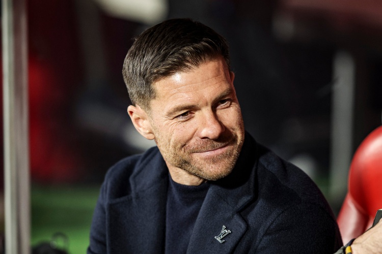 图片报：阿隆索已准备就绪 要求引援话语权是执教利物浦前提