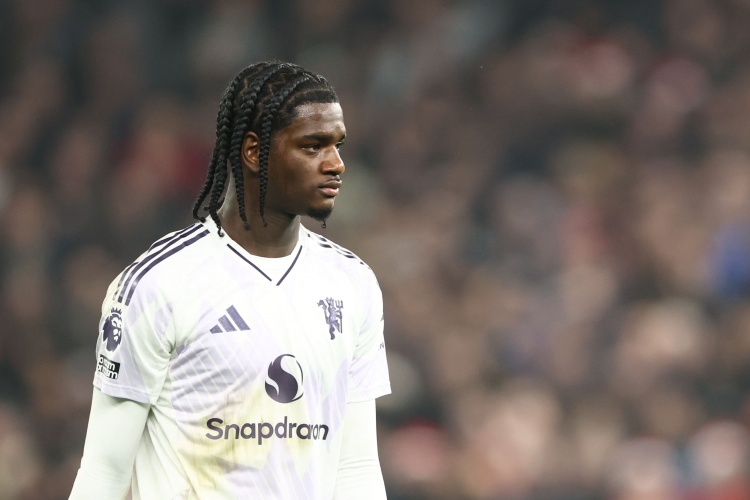 曼联青训后卫海文获英格兰成年队训练征召 协助备战乌拉圭