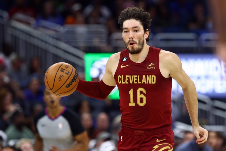 奥斯曼亲述詹姆斯训练日常 骑士时期见证其凌晨到馆 奥斯曼亲述詹姆斯训练日常 骑士时期见证其凌晨到馆