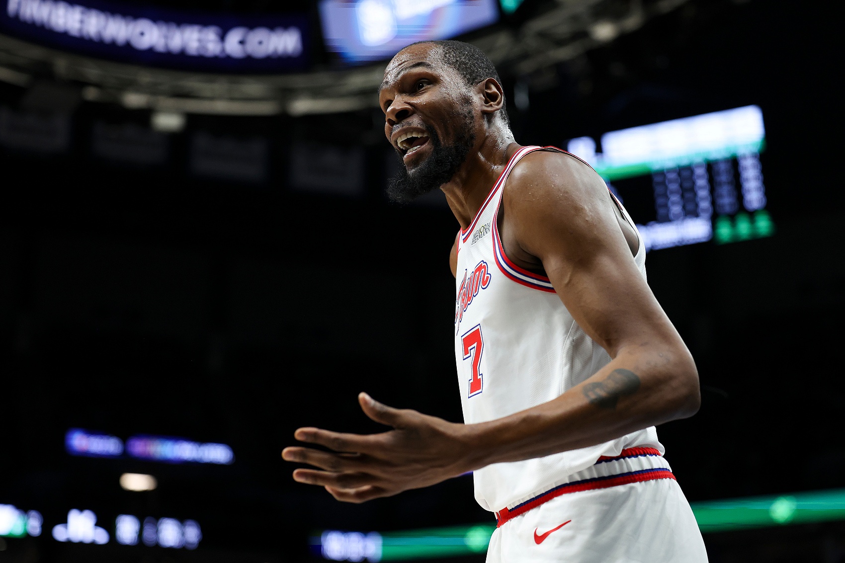 微笑刺客称杜兰特换乔丹公牛仍可六冠 言论引热议 微笑刺客称杜兰特换乔丹公牛仍可六冠 言论引热议