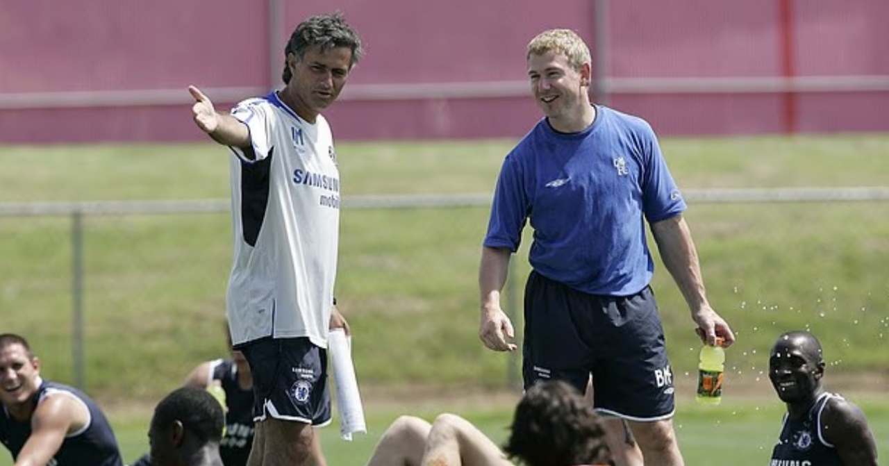 蓝军25年理疗师麦卡洛克 从穆帅到波帅的更衣室活化石 蓝军25年理疗师麦卡洛克 从穆帅到波帅的更衣室活化石