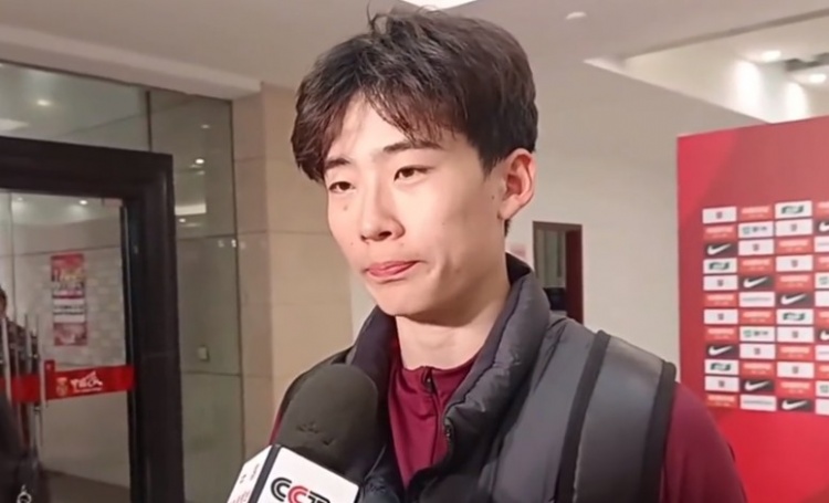 苗润东国青策动制胜球 直言肩负江苏足球复兴担子 苗润东国青策动制胜球 直言肩负江苏足球复兴担子