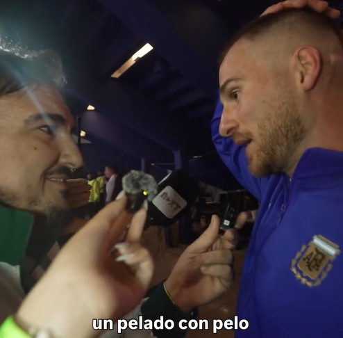 麦卡利斯特寸头亮相自曝脱发困扰 直言剃头为女儿 麦卡利斯特寸头亮相自曝脱发困扰 直言剃头为女儿