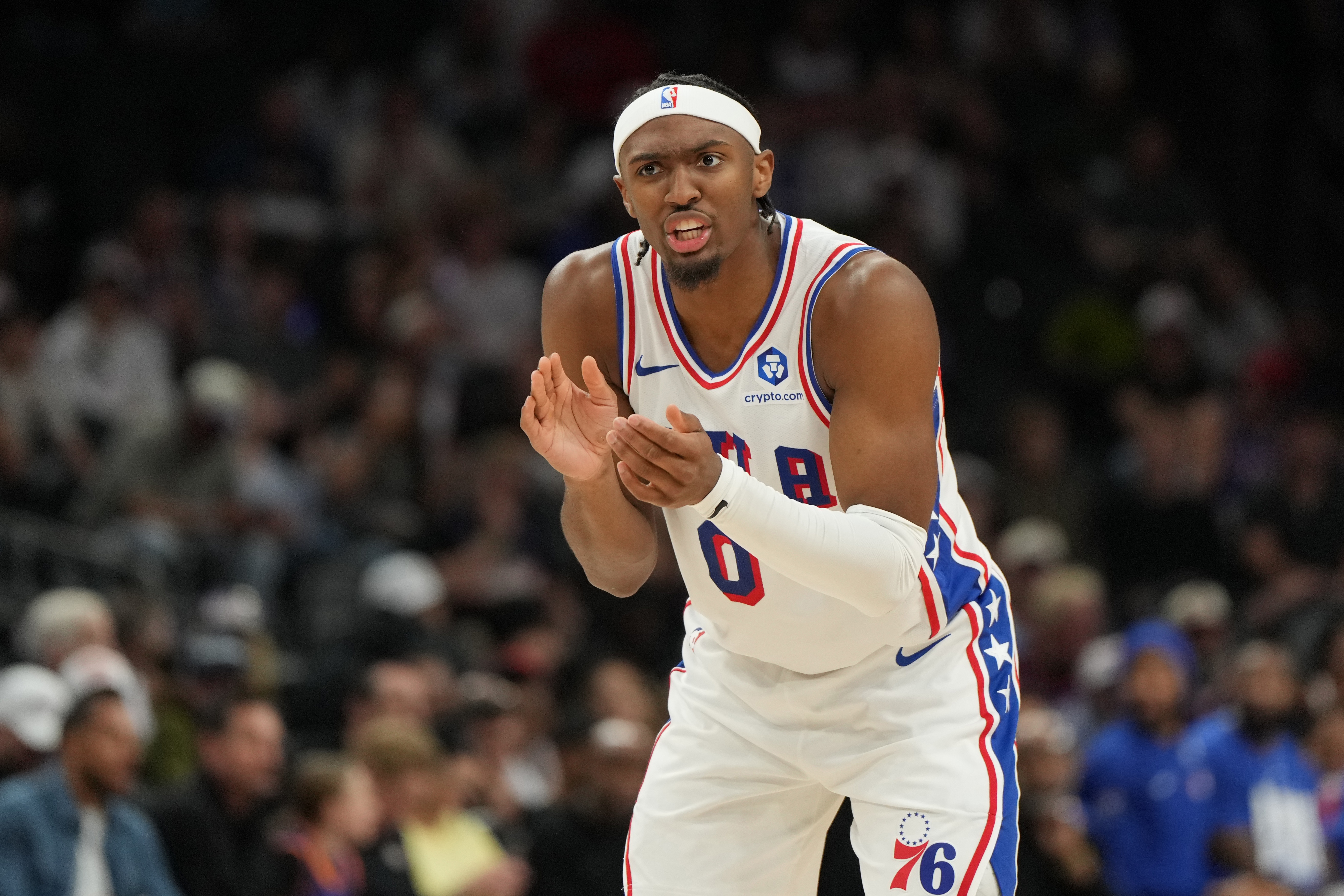 马克西复出填满数据栏 队友鼓励成关键催化剂