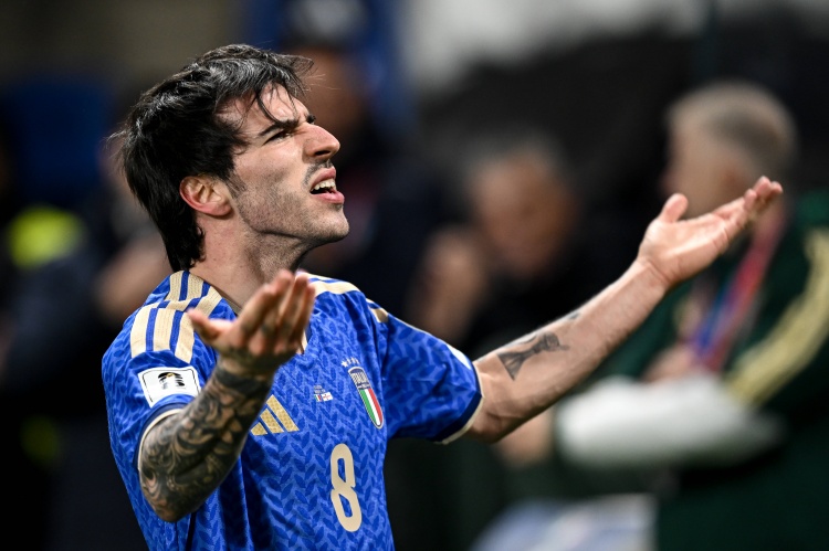 曼联领跑托纳利争夺 阿尔特塔认可其枪手适配性