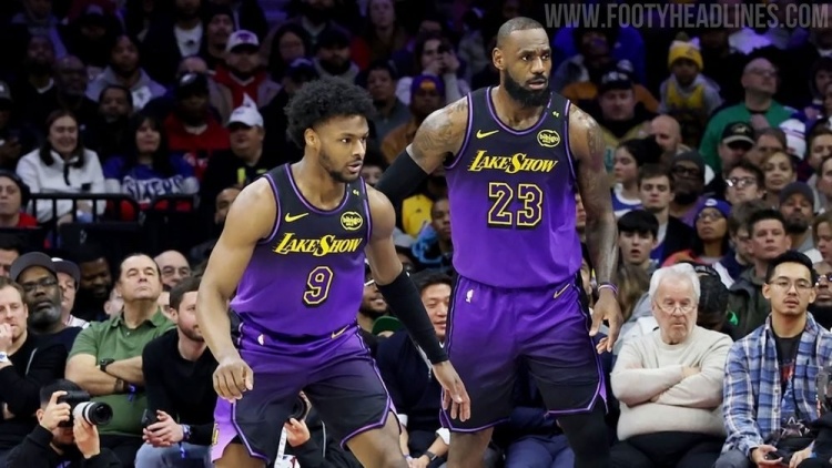 巴萨下赛季客场球衣谍照流出 延续科比元素致敬湖人紫金