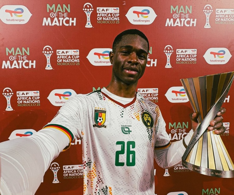 德天空曝阿森纳等英超队关注药厂锋线新星 标价超6000万欧 德天空曝阿森纳等英超队关注药厂锋线新星 标价超6000万欧