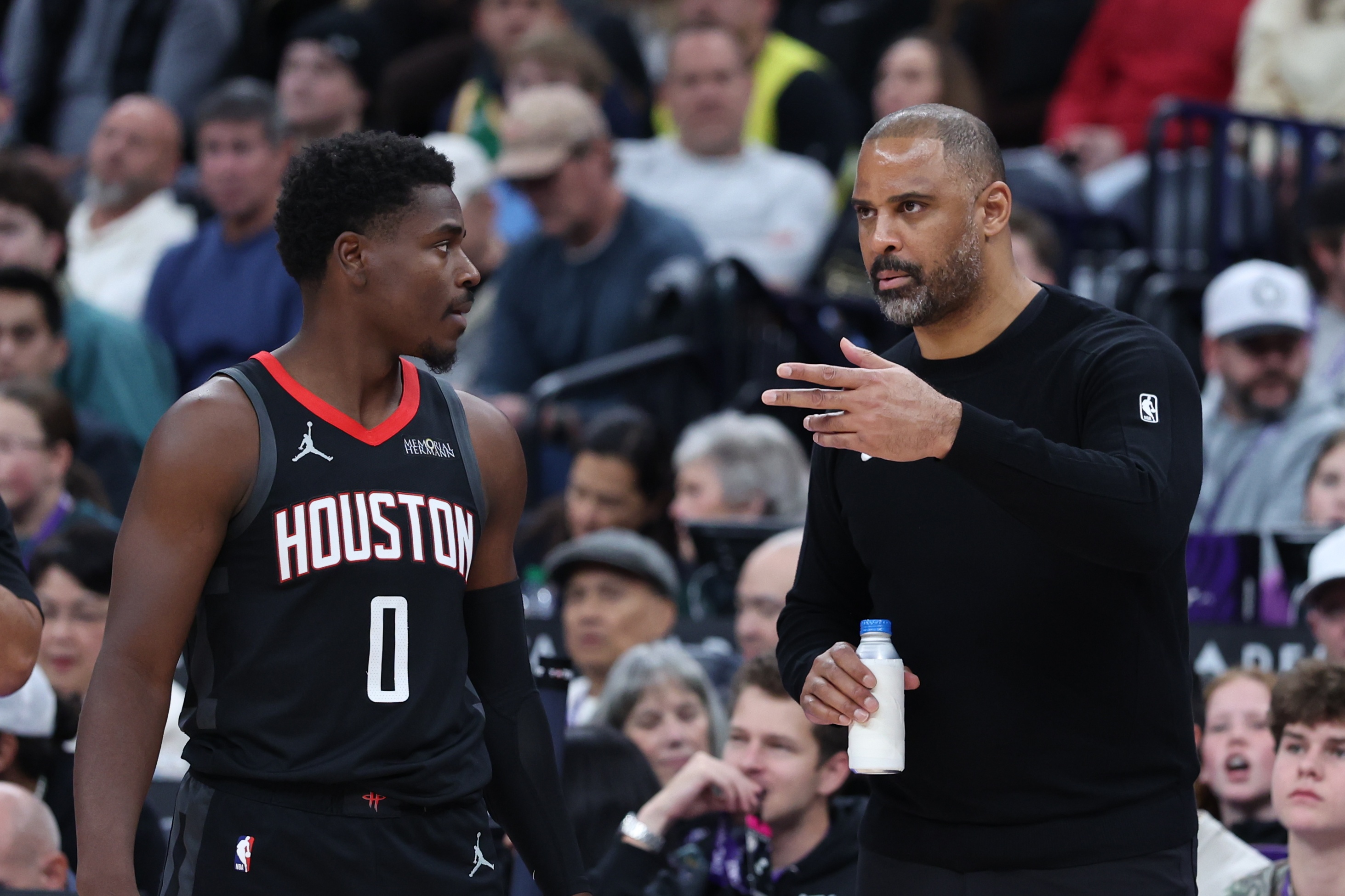 阿隆·霍勒迪正负值统治力 出战17分钟以上火箭11胜4负