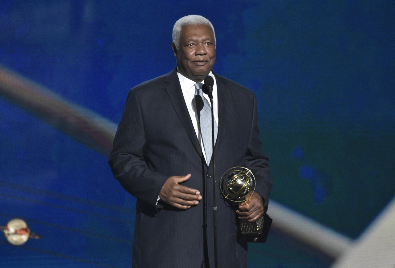 东契奇单月600分仅列历史第31 张伯伦包揽前11席