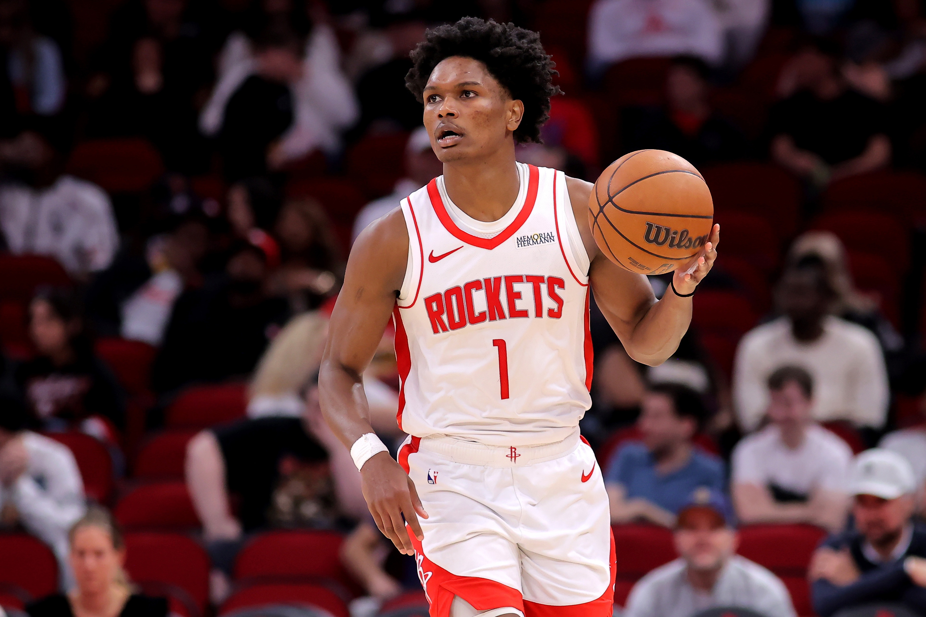 阿门40分钟全能零失误 18+9+6助火箭主场告捷