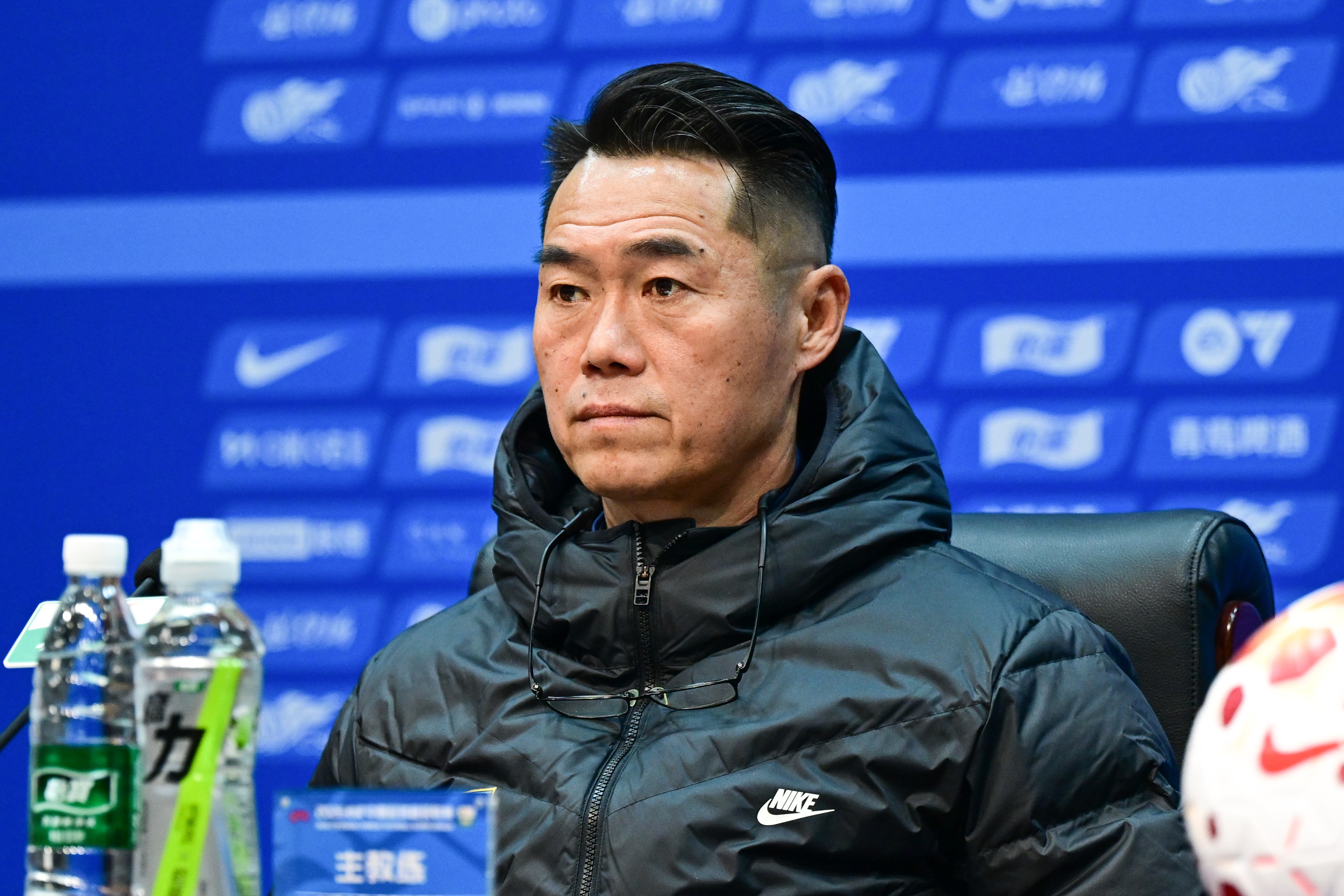 泰山主场连败宿茂臻坦承落后时不会比赛 克雷桑膝伤缺阵细节曝光