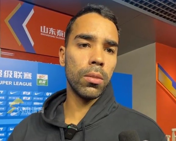 德尔加多复盘泰山主场失利 直言大连防守致空间窒息 德尔加多复盘泰山主场失利 直言大连防守致空间窒息