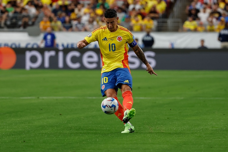 J罗脱水住院后恢复观察 明尼苏达主帅确认医疗团队主导回归进程