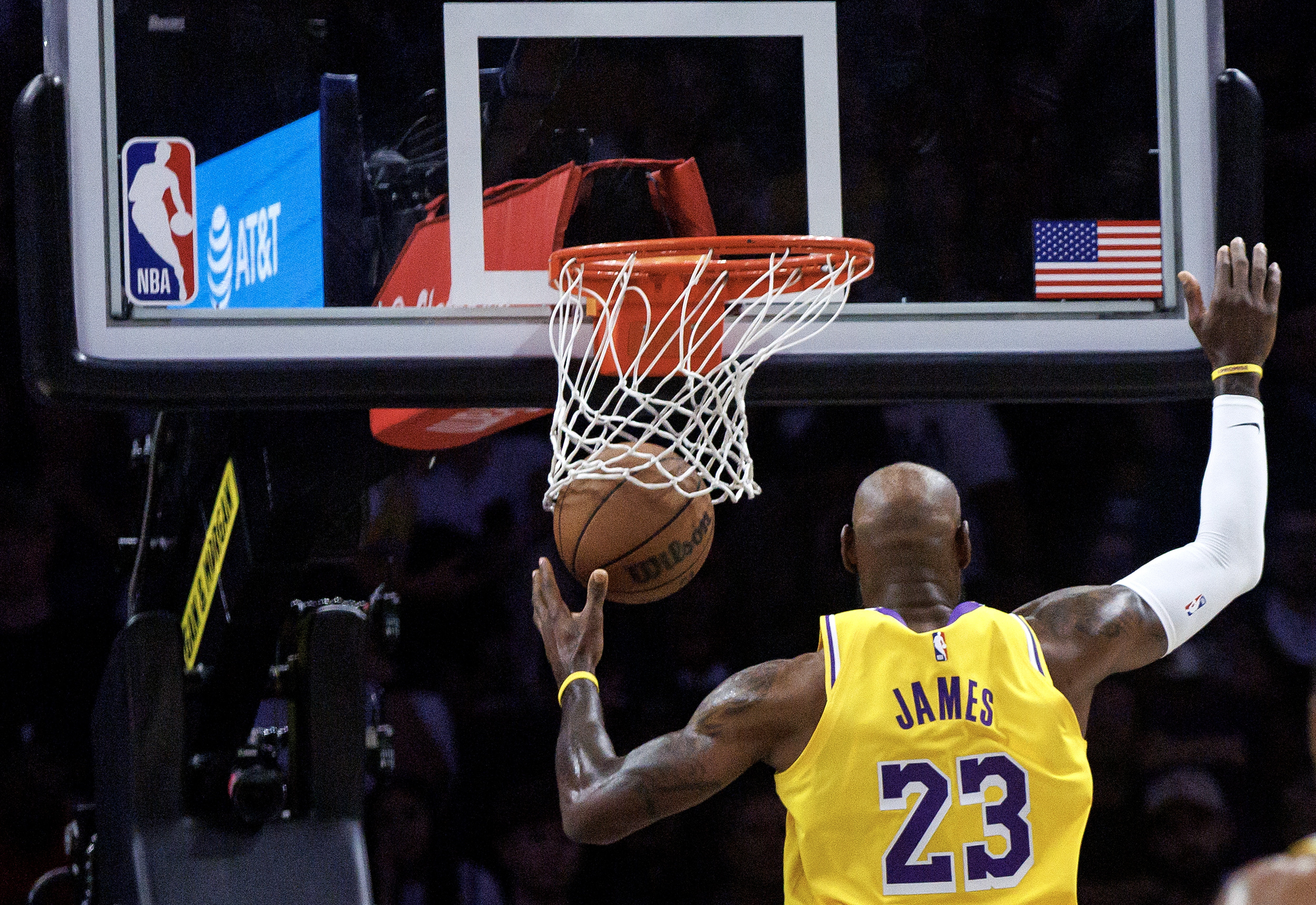 香波特点出湖人无东里生存法则 防守定生死 末节仍可交予詹姆斯