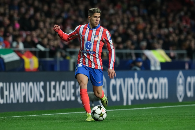 小西蒙尼复盘马竞巴萨争议判罚 称马丁动作凶狠或致伤