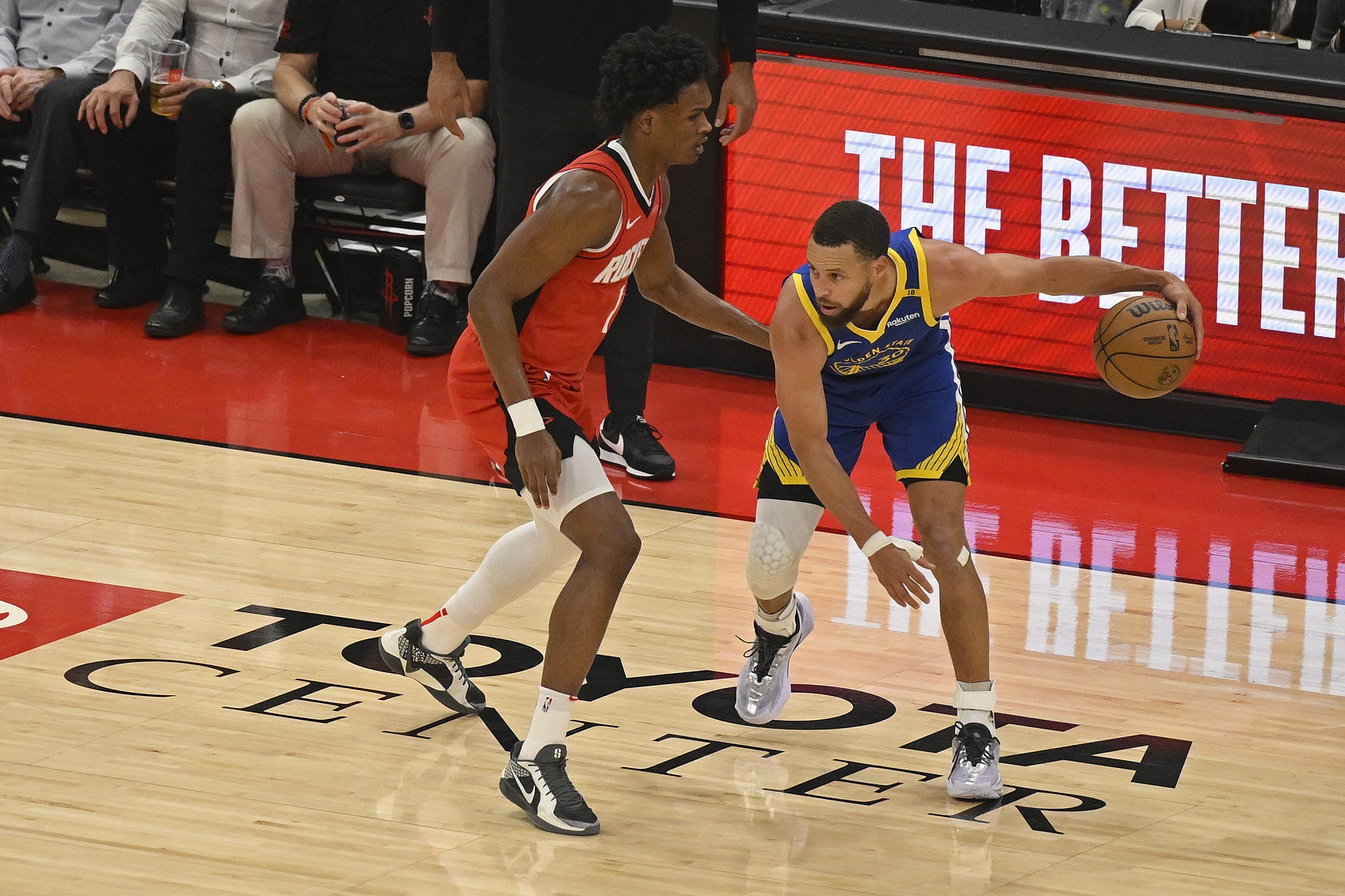 库里复出29分难救主 科尔直言阿门汤普森是最难防守考验