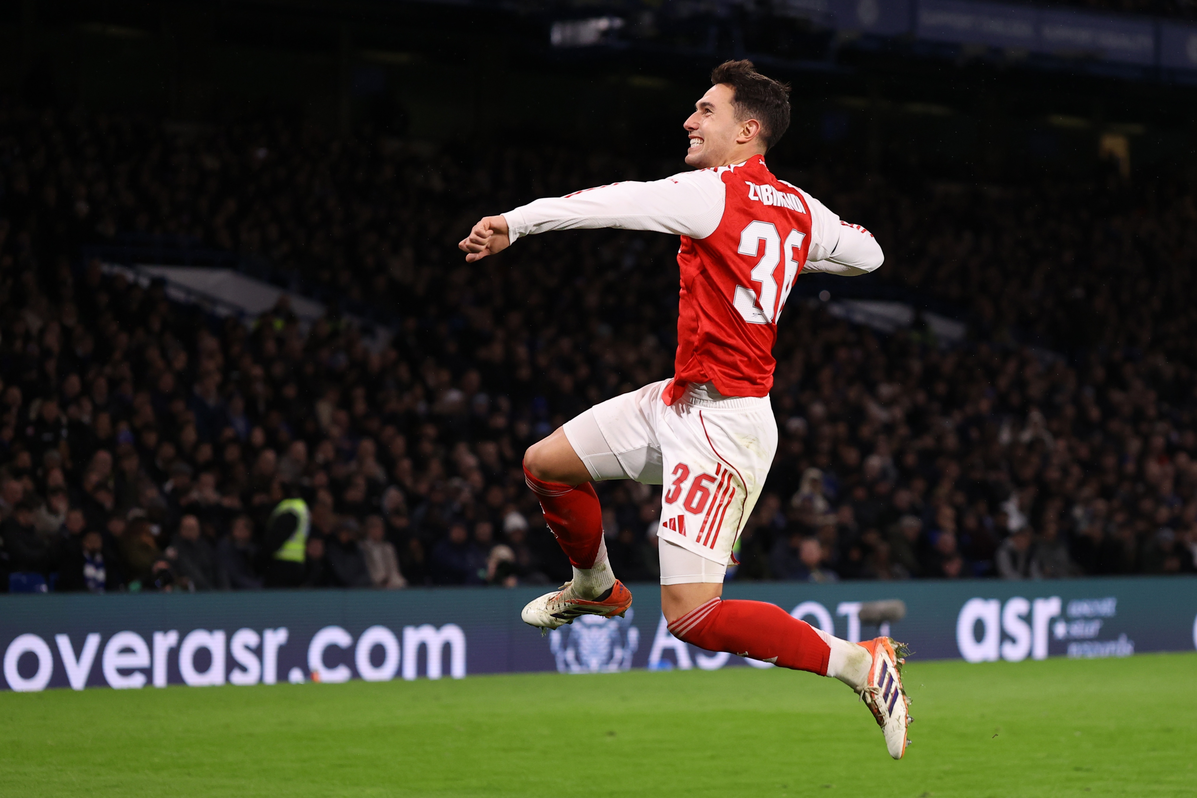 阿森纳欧冠警报 苏维门迪诺尔高再染黄即停赛