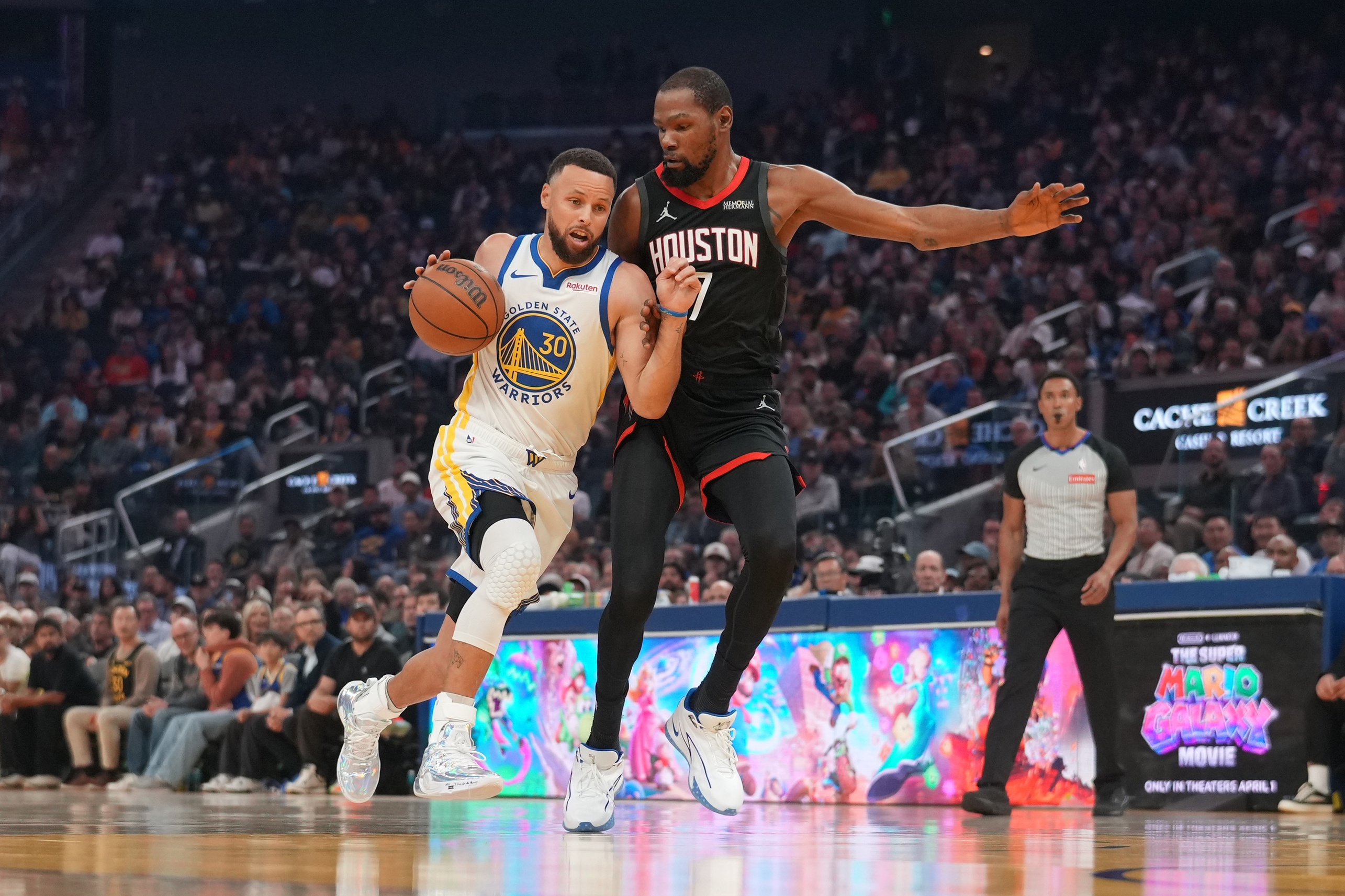 NBA官方战力榜更新 雷霆马刺绿军活塞稳居前四