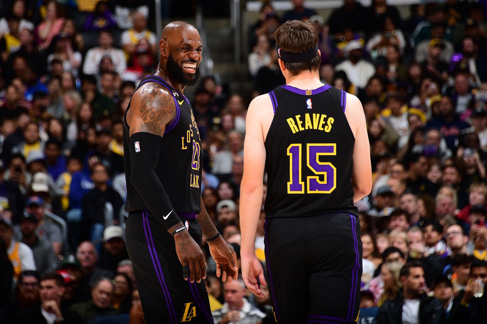 湖人常规赛末段面临詹姆斯负荷管理抉择 健康与排名的博弈