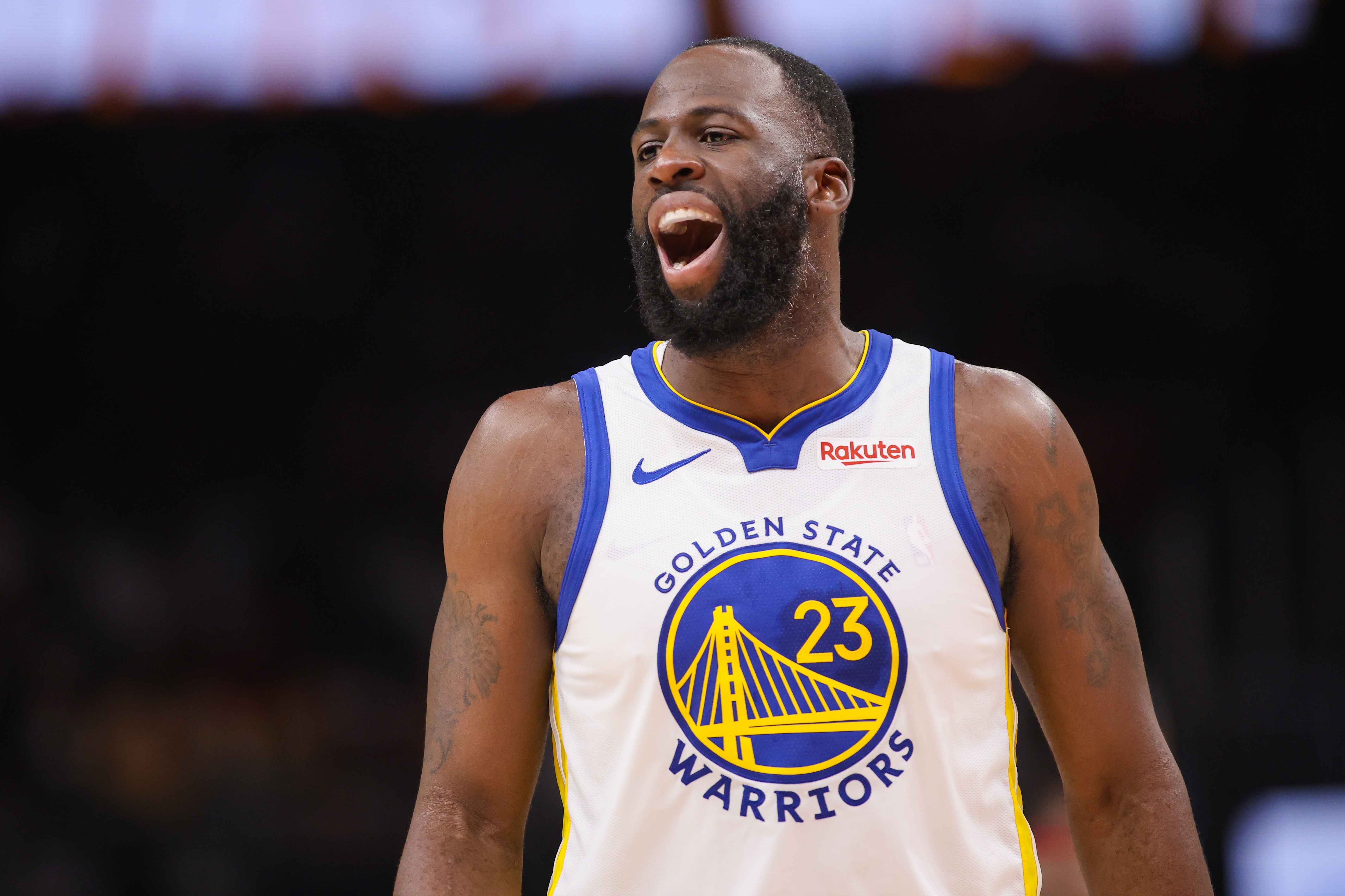 追梦半场零出手 勇士落后湖人 追梦半场零出手 勇士落后湖人