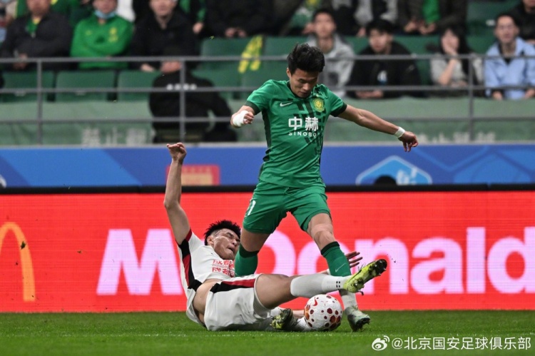 国安主场遭蓉城补时逆转 张稀哲里程碑夜饮恨