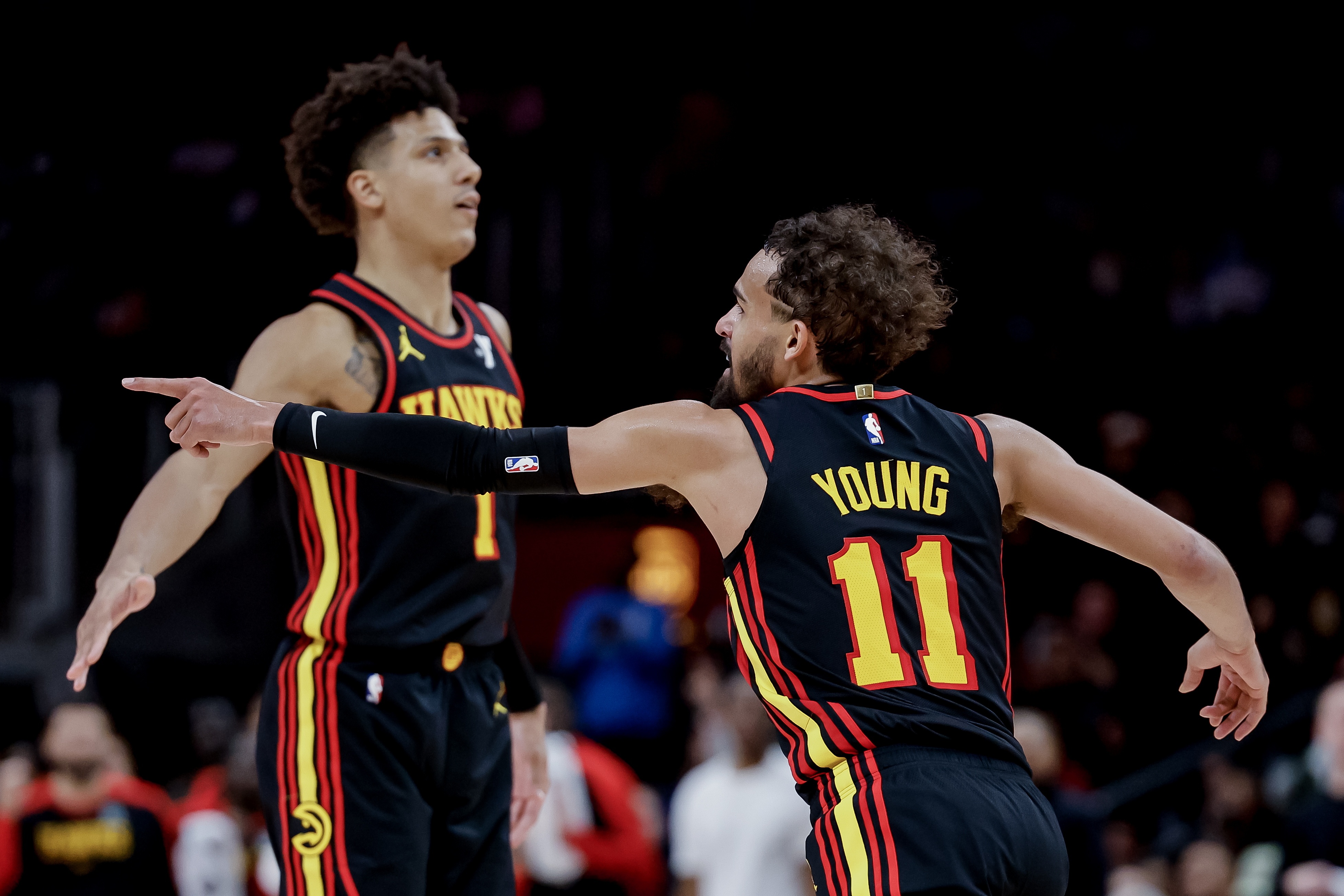 詹库常规赛再度错失交锋 一代宿敌落幕与新生代对决崛起