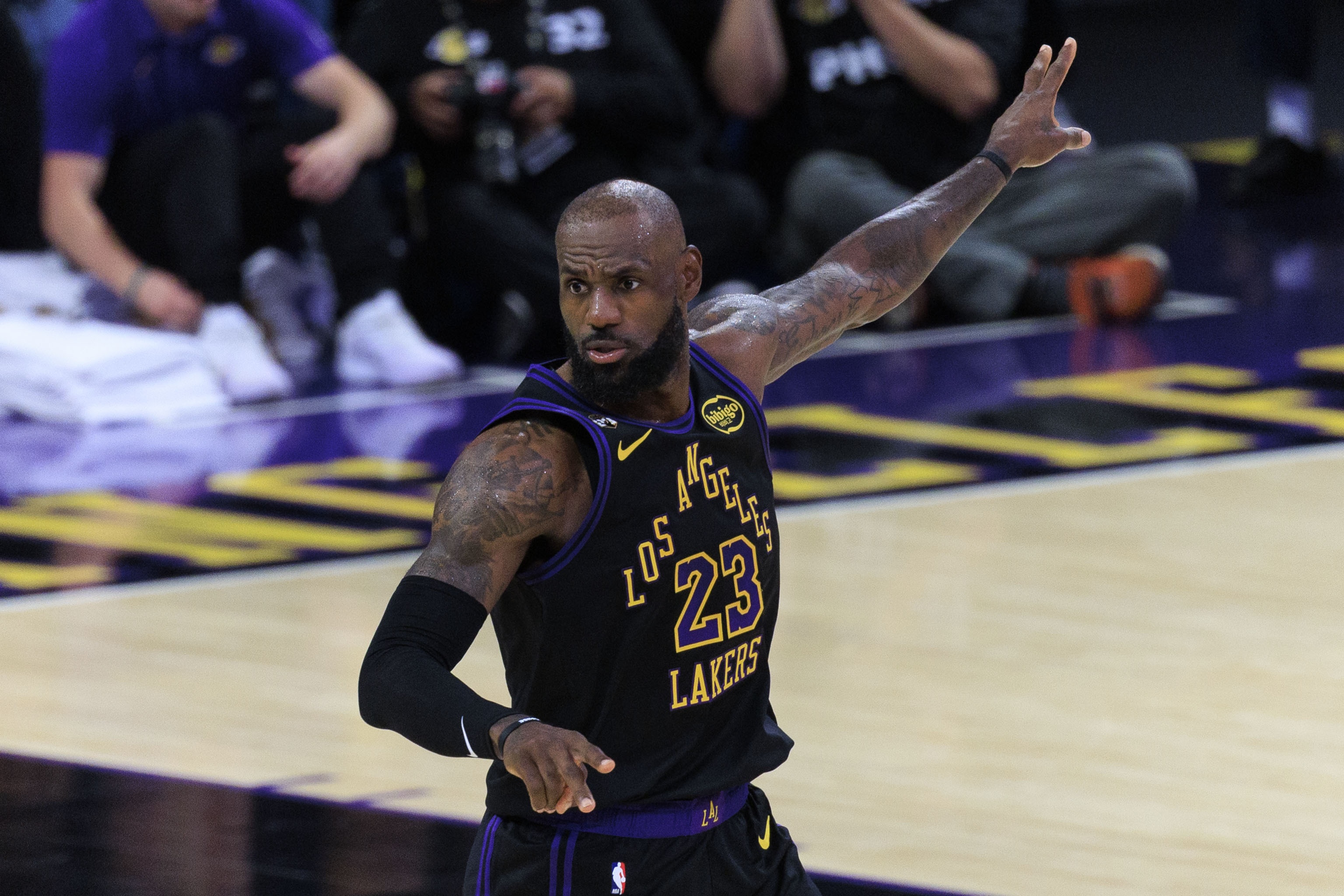 Skip再论詹姆斯总决赛履历 称其九次受益于东部弱势 园区冠军含金量遭质疑