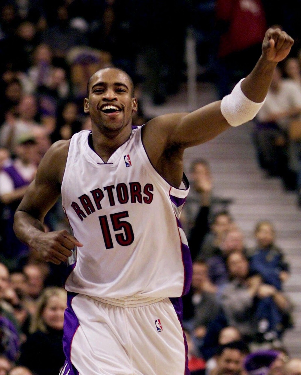 约基奇26.9%命中率创季后赛生涯新低，历史铁王座艾弗森独占三席