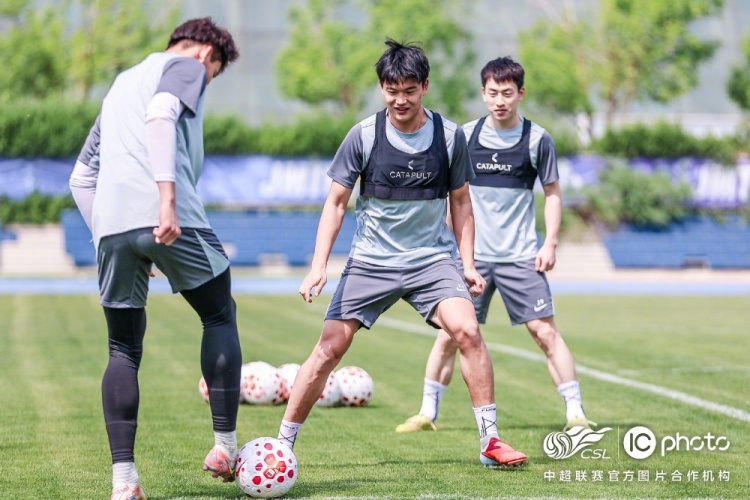 于根伟：艾托尔随队进京待评估，京津德比伤兵满营