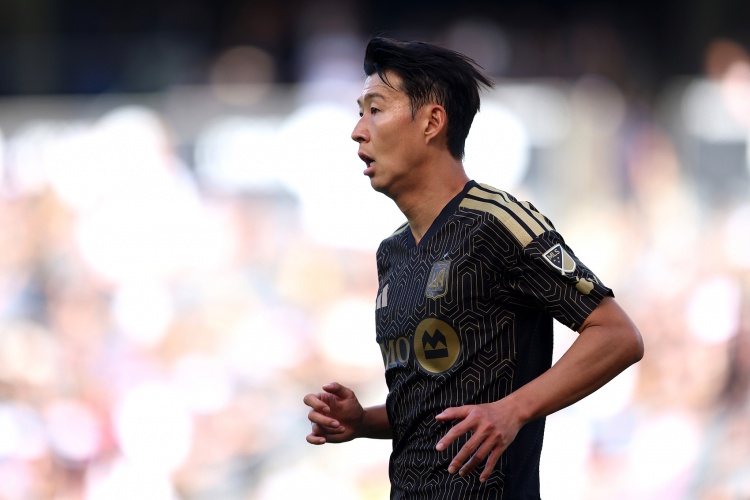 孙雄正报案要求拘留孙兴慜前经纪人 指控其伪造签名诈骗