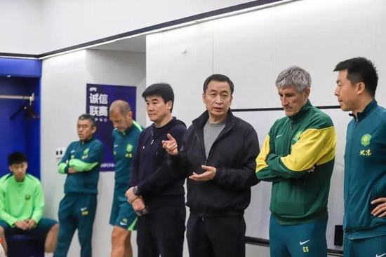 国安10轮不败 客胜大连英博稳拿关键三分 国安10轮不败 客胜大连英博稳拿关键三分