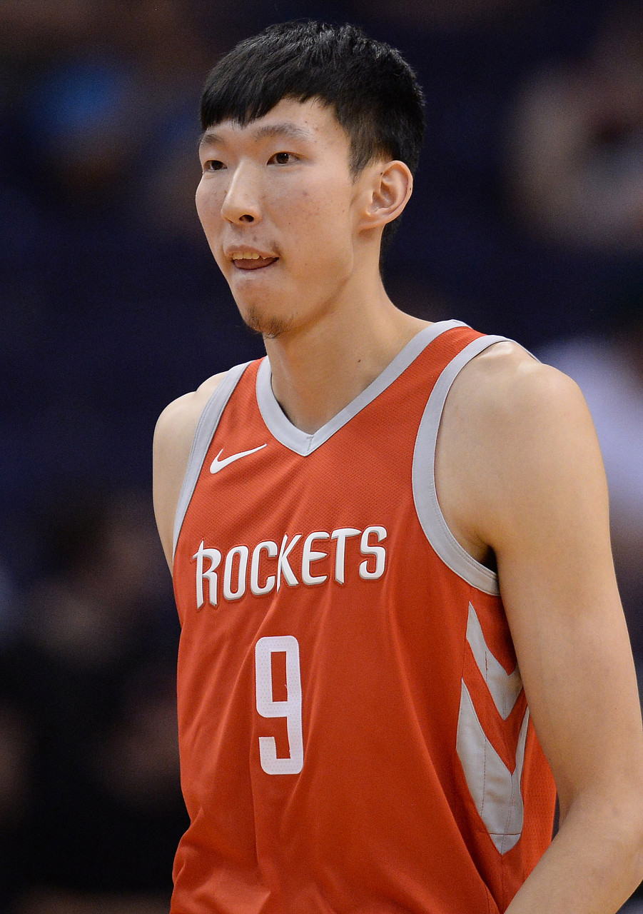 杨毅：首次造访马刺主场 问周琦也说他没来过
