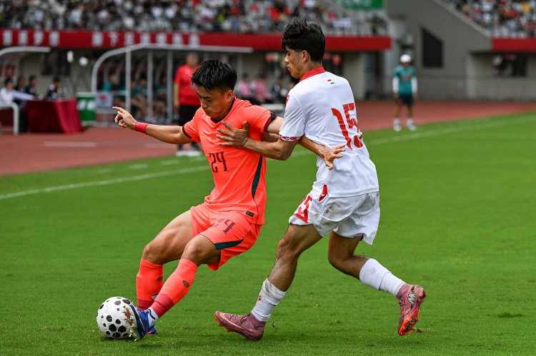 U23国足绝杀塔吉克斯坦 05双星首秀获评及格