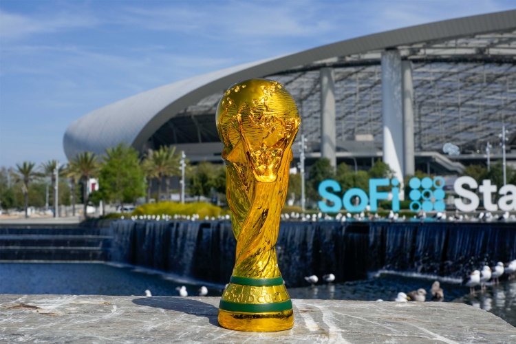 中国企业世界杯赞助腰斩：5亿美元仅列第二，较上届缩水64%