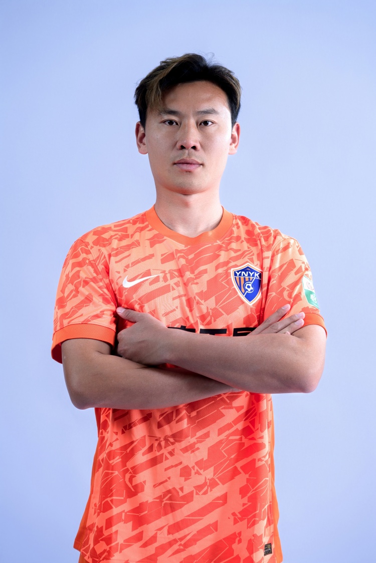 33岁后卫李松益与云南玉昆解约 自由身加盟上海申花