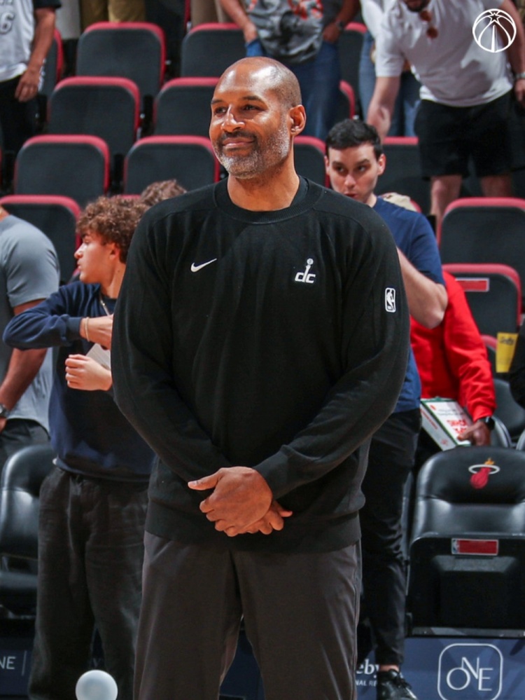 奇才助教范特普尔出任尼日利亚代理主帅，12年NBA助教履历覆盖四队