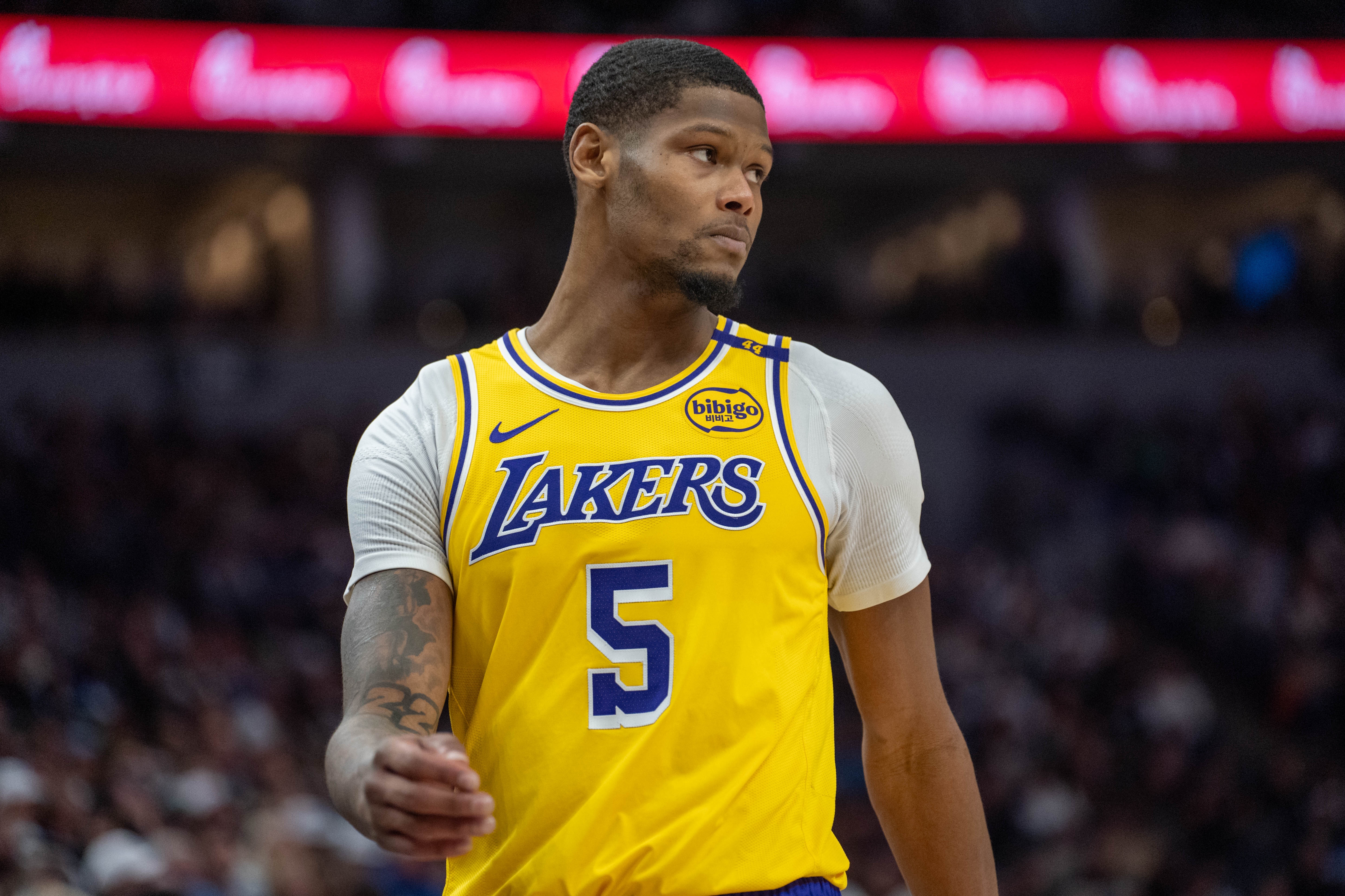 右膝骨挫伤！雷迪什夏联首秀再推迟 上次打NBA还在湖人
