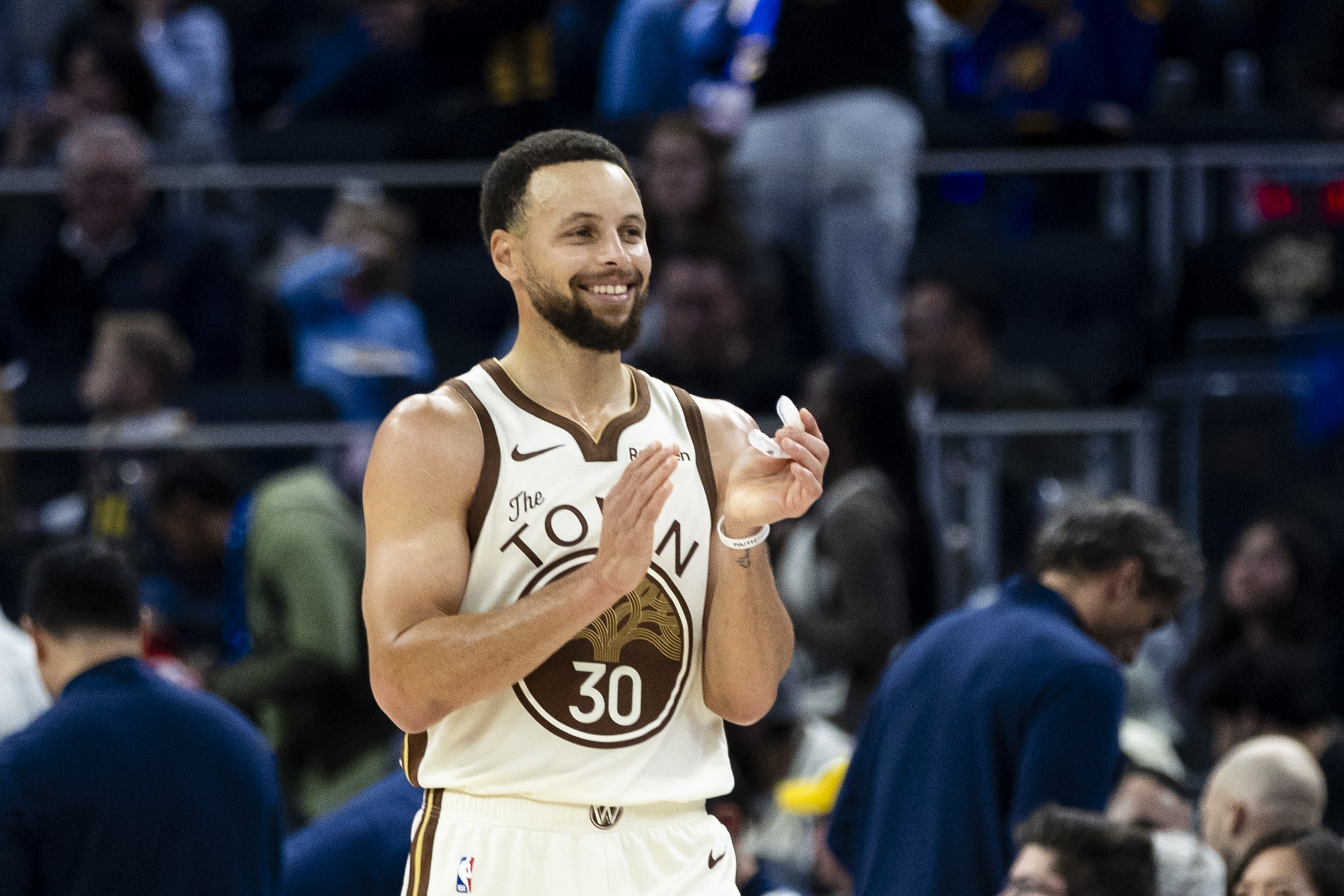 布伦森加冕ESPY年度最佳男运动员,NBA球员第11次夺魁 布伦森加冕ESPY年度最佳男运动员,NBA球员第11次夺魁